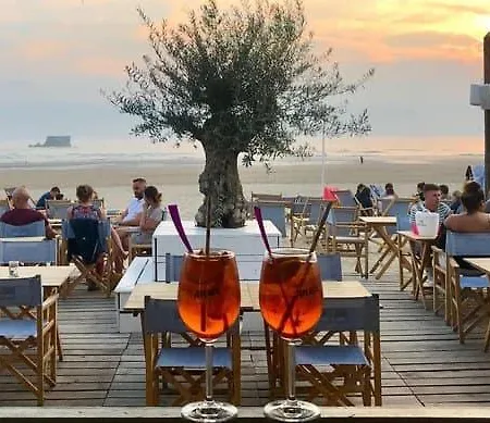 Fl'heurt De Sable Au Bord De Appartement *